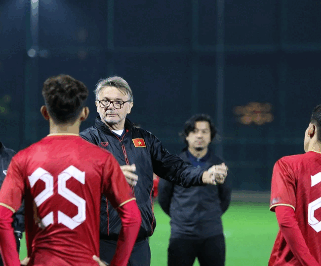 Đấu với Việt Nam tại vòng loại thứ 2 World Cup 2026 khu vực châu Á , Philippines dùng chiến thuật gì?