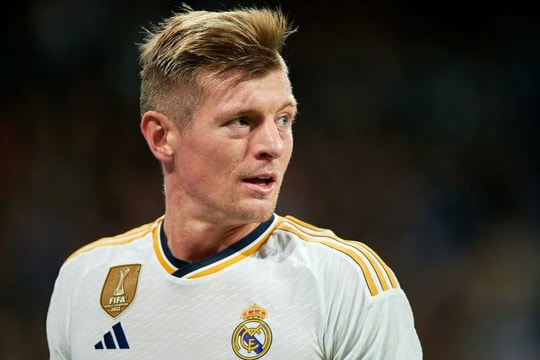 Thêm 4 đội bóng chắc suất đi tiếp ở Champions League