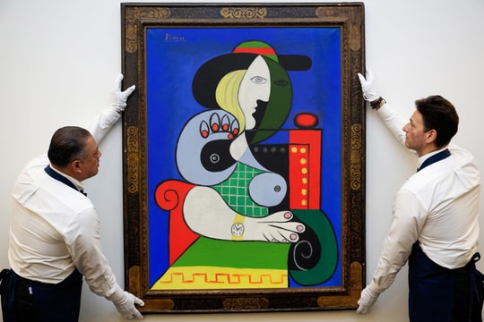 Bức họa Nàng thơ của Picasso được bán với giá kỷ lục hơn 139 triệu USD
