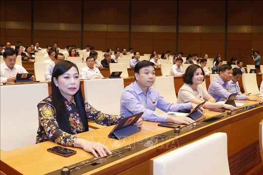 Quốc hội thông qua Nghị quyết về dự toán ngân sách nhà nước năm 2024