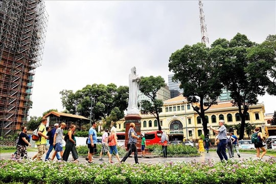 Cảnh báo chiêu trò lừa đảo khách du lịch dịp cuối năm