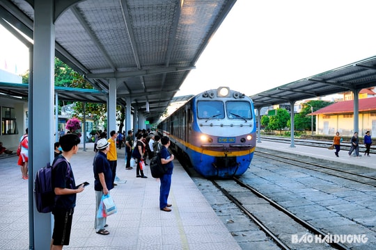 Khoác "áo mới" cho các ga Hải Dương, Cẩm Giàng