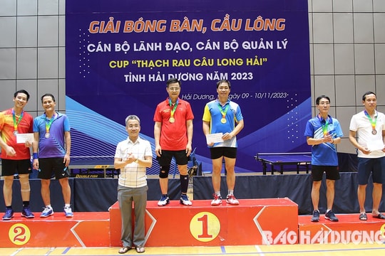 130 người tham gia Giải bóng bàn, cầu lông cán bộ lãnh đạo, quản lý tỉnh Hải Dương