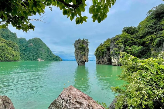 Khám phá đảo James Bond ở Phuket