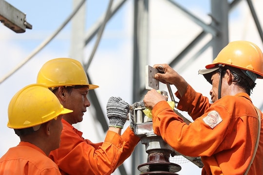 Bộ Tài chính từ chối gắn trách nhiệm về điều hành giá điện