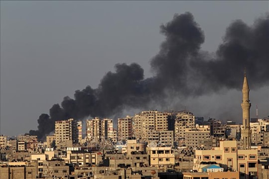 Cơ sở của Liên hợp quốc ở Dải Gaza trúng đạn pháo, nhiều người thương vong