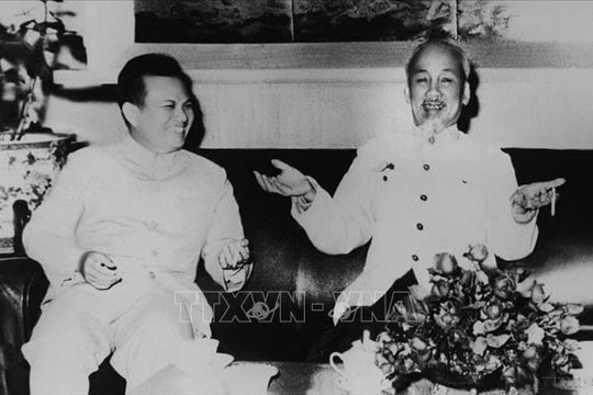 Xây đắp mối quan hệ hữu nghị vĩ đại Việt Nam - Lào