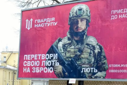 Ukraine cải tổ việc tuyển quân do "khan hiếm" binh sĩ