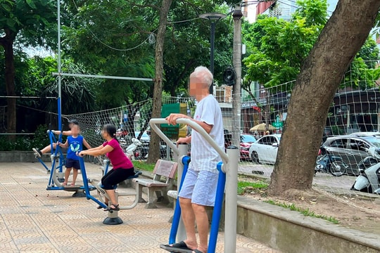 Vì sao ở tuổi xế chiều nhiều người vẫn ly hôn?