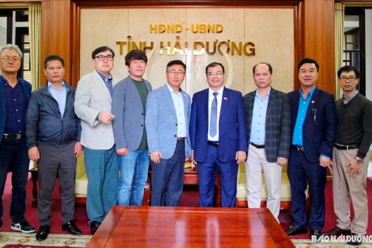 Lãnh đạo tỉnh Hải Dương tiếp xã giao đoàn công tác Liên hiệp Công đoàn TP Suwon