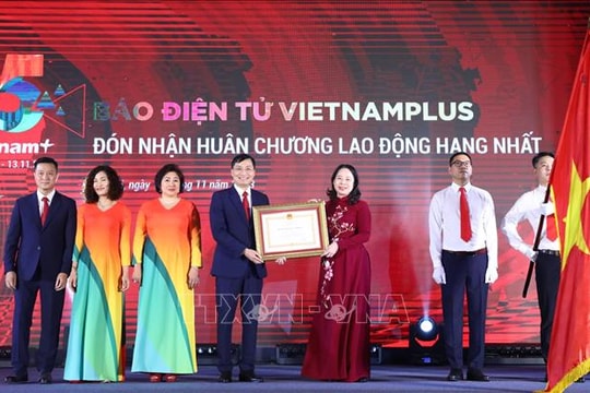 Báo điện tử VietnamPlus kỷ niệm 15 năm thành lập và đón nhận Huân chương Lao động hạng nhất