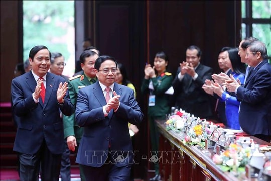 Thủ tướng dự Hội nghị toàn quốc biểu dương người cao tuổi tiêu biểu làm kinh tế giỏi