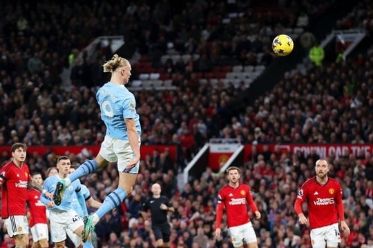 Man City phá doanh thu kỷ lục của MU ở Ngoại hạng Anh