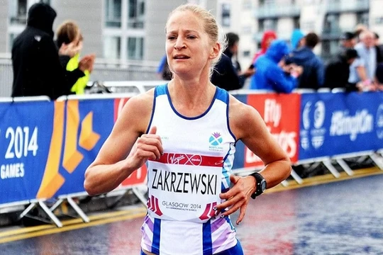 Vận động viên marathon bị cấm thi đấu 12 tháng vì dùng ôtô khi chạy đua