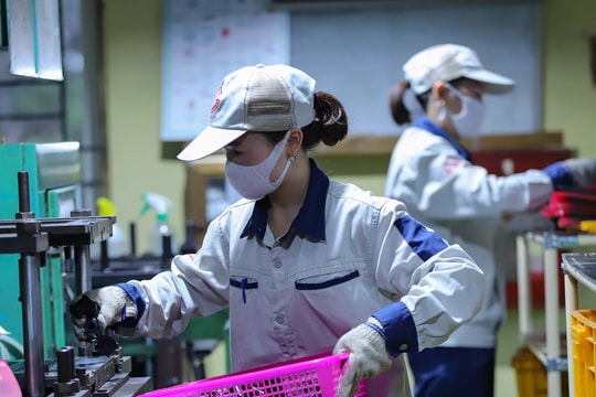 Đóng bảo hiểm xã hội như thế nào để bảo đảm lương hưu đủ sống?