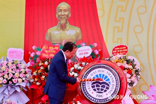 Trường Đại học Thành Đông khai giảng năm học mới