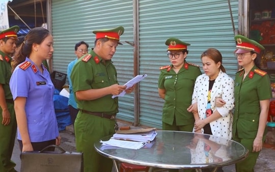 Chủ đường dây hụi lớn ở Phan Thiết bị bắt về tội lừa đảo chiếm đoạt tài sản