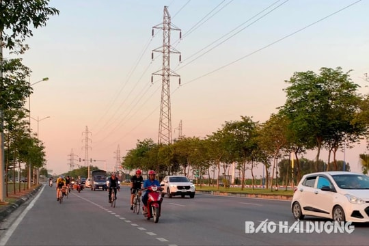 Đạp xe thể dục "đua" với tử thần