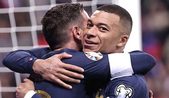 Mbappe lập hat-trick giúp Pháp thắng kỷ lục 14-0