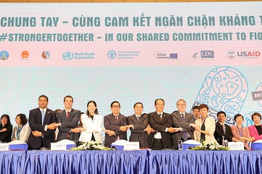 Mỗi người dân cần có ý thức không sử dụng kháng sinh bừa bãi