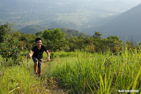 Chinh phục đỉnh núi Tam Ban
