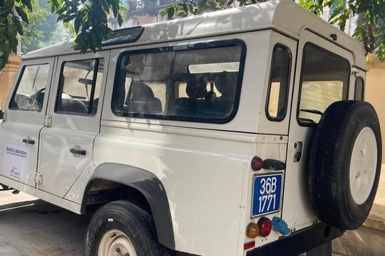 Người trúng đấu giá xe Land Rover biển xanh 3 tỷ đồng ở Thanh Hóa bỏ cọc