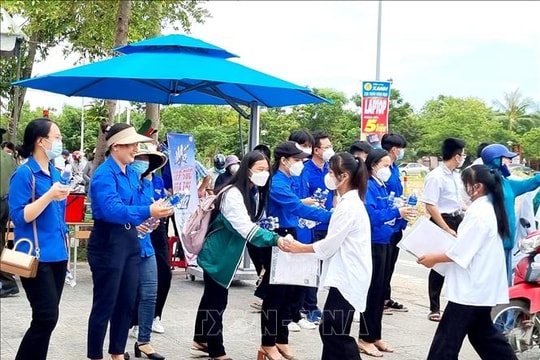 Hỗ trợ học phí cho học sinh THPT trên địa bàn Quảng Bình