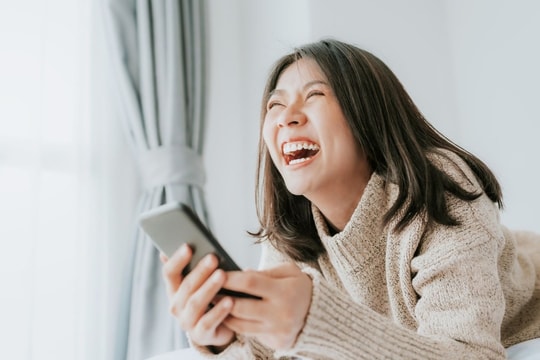 Vì sao đôi khi chúng ta cười trên nỗi đau của người khác?