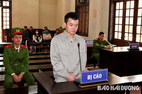Cựu cán bộ trại tạm giam lĩnh án vì lấy trộm 42 chiếc điện thoại
