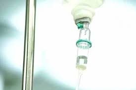 5 học sinh ở Vân Đồn nghi ngộ độc sau khi ăn kẹo "lạ"