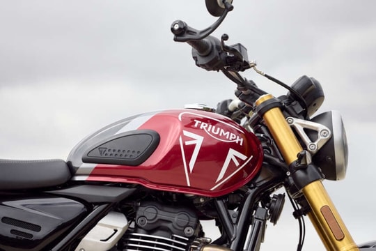 Triumph Speed 400 và Triumph Scrambler 400X 2024 sẽ có giá từ 140 triệu đồng