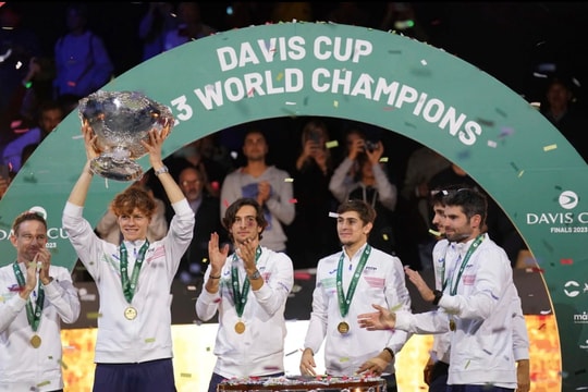 Tuyển Italy vô địch Davis Cup sau gần 50 năm chờ đợi