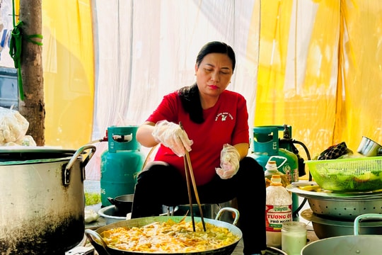 Nghề nấu cỗ vào mùa