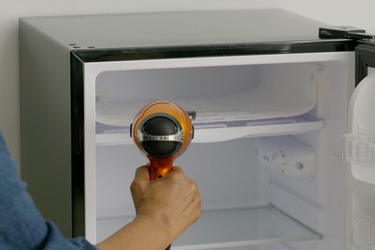 10 mẹo hay với máy sấy tóc