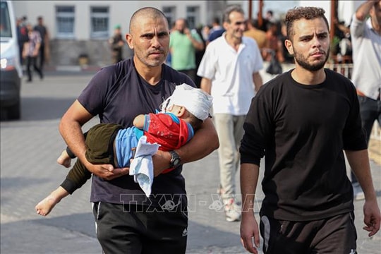 Pháp tham gia điều trị cho trẻ em bị thương tại Dải Gaza