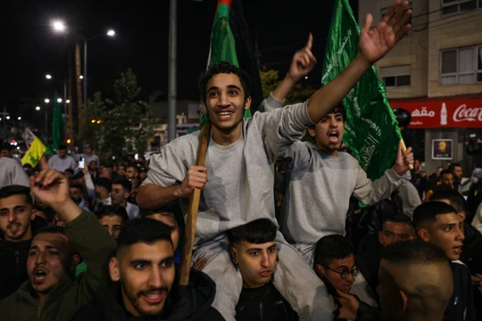 Israel đồng ý thả thêm 50 tù nhân Palestine