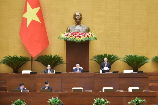 Quốc hội biểu quyết chính thức thông qua Luật Kinh doanh bất động sản (sửa đổi)