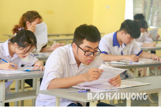 Học sinh sẽ thi tốt nghiệp THPT những môn nào?