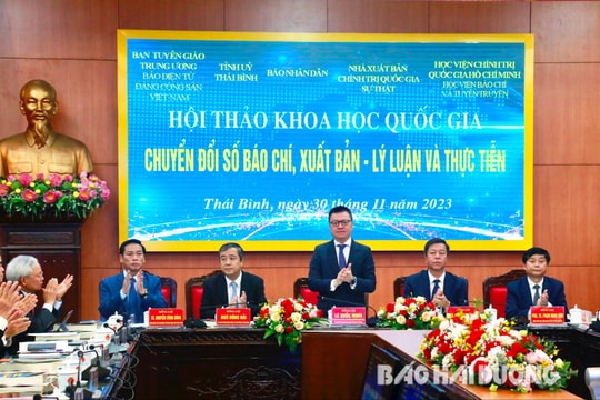 Đẩy nhanh quá trình chuyển đổi số báo chí, xuất bản