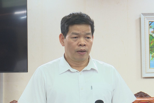 Đánh giá việc sáp nhập, chia tách các trường học