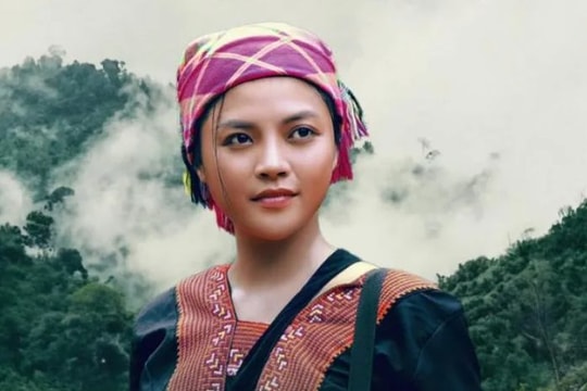 Diễn viên phim "Cuộc chiến không giới tuyến" được trao tặng bằng khen