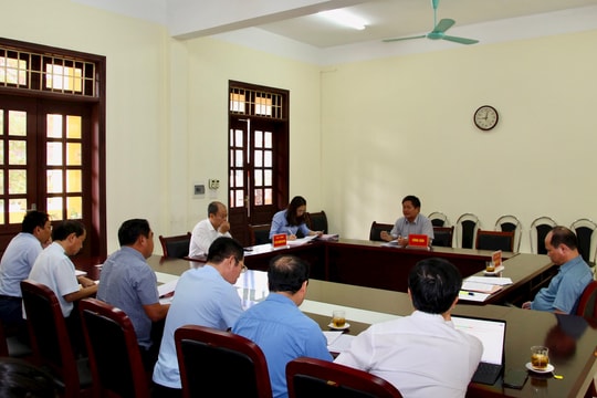 Các đồng chí Bí thư Tỉnh ủy, Chủ tịch UBND tỉnh Hải Dương tiếp công dân vào sáng 11/12
