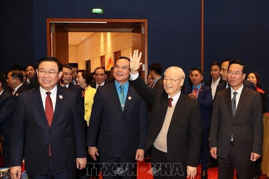 Tổng Bí thư dự và phát biểu chỉ đạo Đại hội XIII Công đoàn Việt Nam