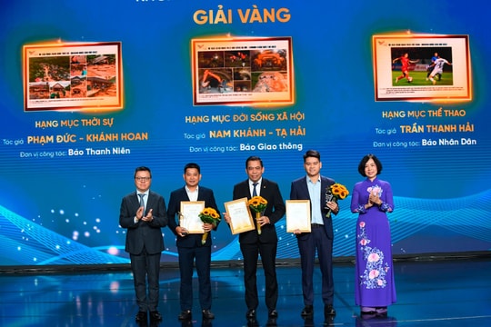 42 tác phẩm đoạt giải "Khoảnh khắc báo chí 2022"