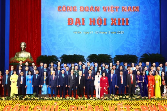 Sự kiện nổi bật ngày 2/12