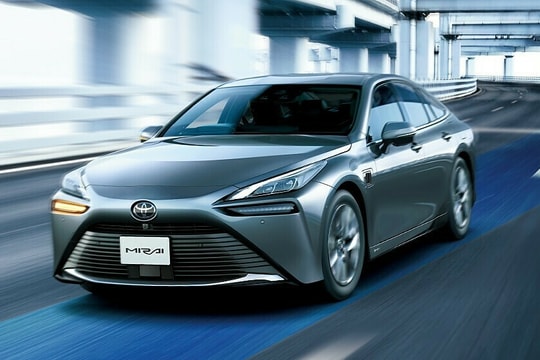 Xe chạy hydro Toyota Mirai 2024 ra mắt