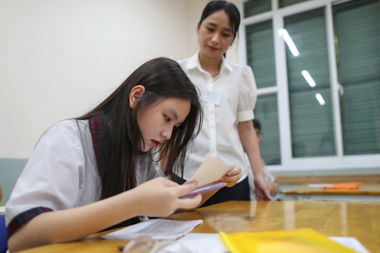 Thi tốt nghiệp 2025 với 2 môn tự chọn, thí sinh lo giảm cơ hội vào đại học