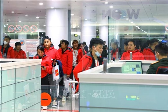 Sơ tán 338 công dân Việt Nam tại khu vực chiến sự phía Bắc Myanmar về nước an toàn