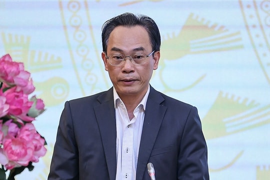 Thứ trưởng Hoàng Minh Sơn: Học sinh nhốt cô giáo là không thể chấp nhận được