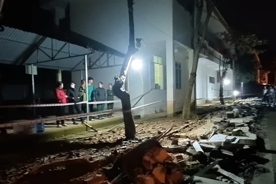 Đổ tường rào trường tiểu học tại Hà Giang làm 4 người thương vong